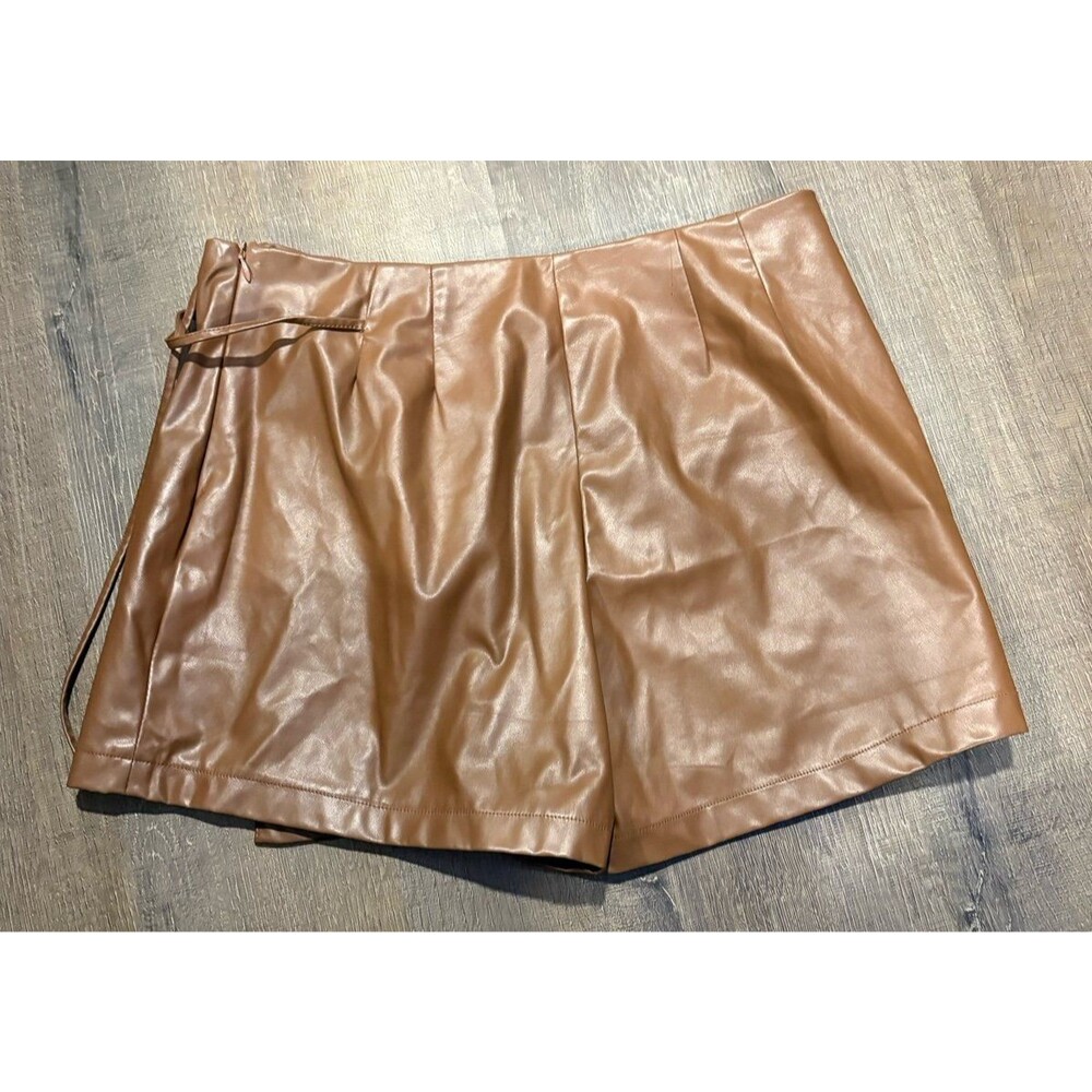 Skort - Picture 3 of 3